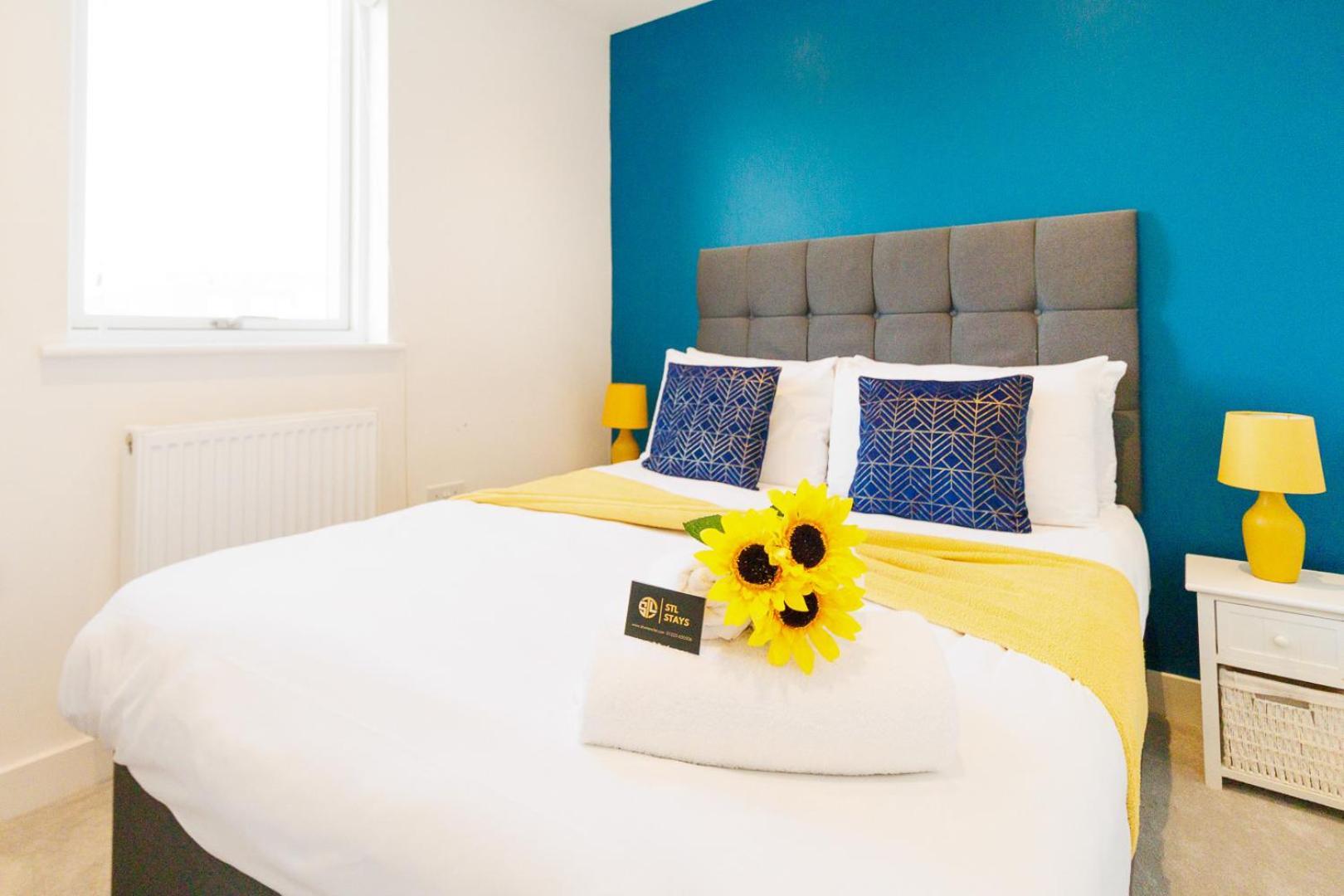 Centre, Sleeps 7, Stunning Views & Parking, Interconnected Long Work Contractor Leisure, Diamond Penthouse * Cambridge (Cambridgeshire)